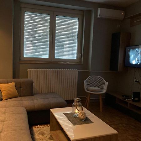 Apartment Dunja Center Welcome Novi Sad Exterior photo